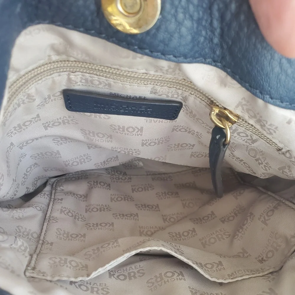 Michael Kors medium casual black and gold leather chain and buckle crossbody bag